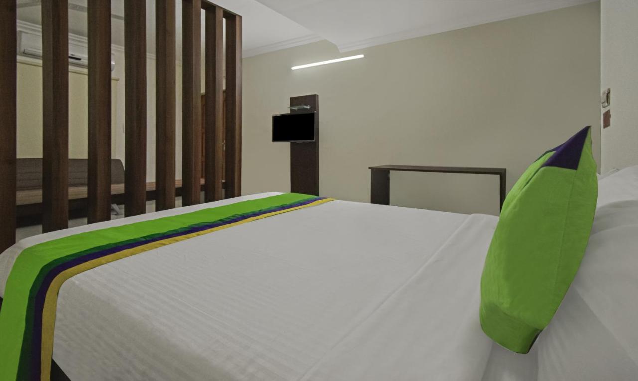 Treebo Samhaar Residency Thoraipakkam Hotel Ченай Екстериор снимка